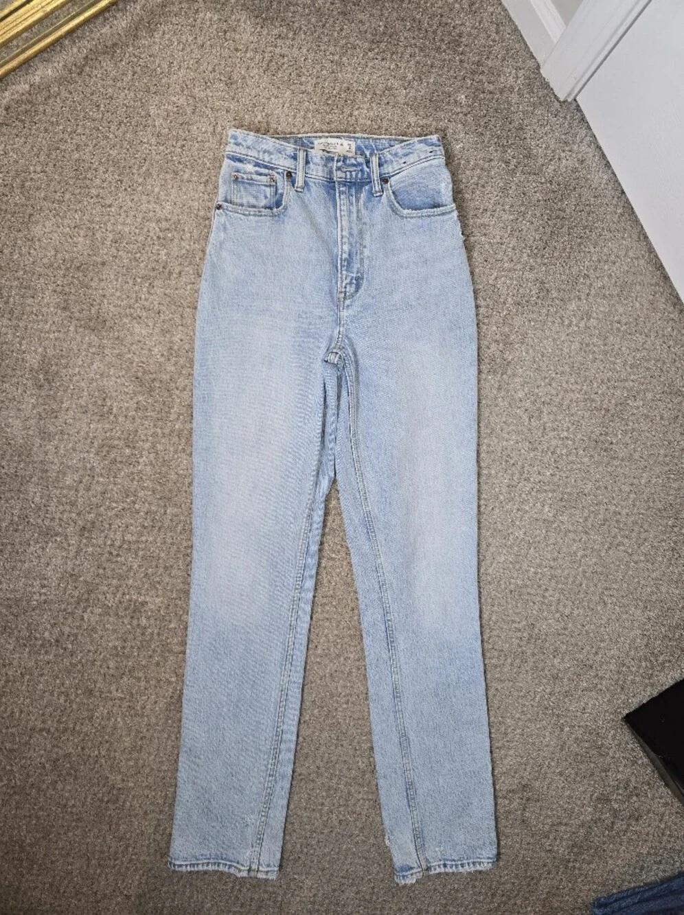 Abercrombie & Fitch Light Blue 90's Straight High-Rise Jeans Size 0 X-Tall